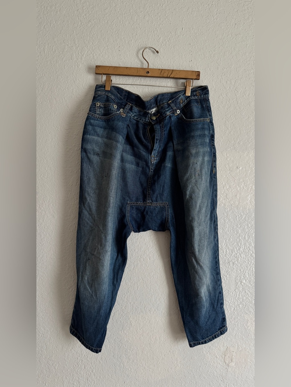 R13 PAINT SPLATTER DROP CROTCH BLUE JEANS